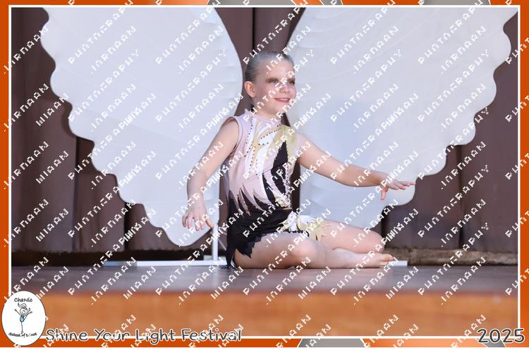 8952921 - bx8gv6bzywrfb7x