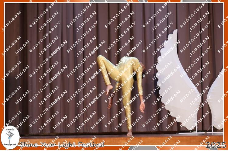 8934503 - auzruvyglgguoee